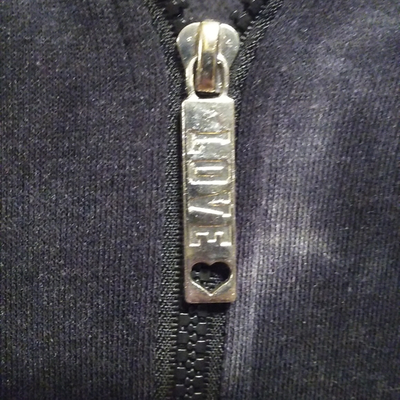 Love tracksuit - Picture 2 of 10